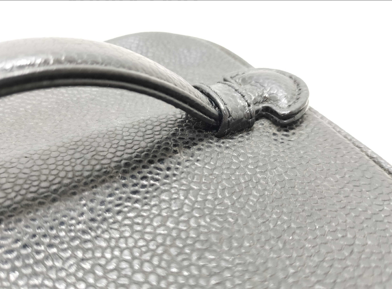 CHANEL Vanity Case Black Caviar Leather GHW – Full Set – Excellent Condition - VINTAGE
