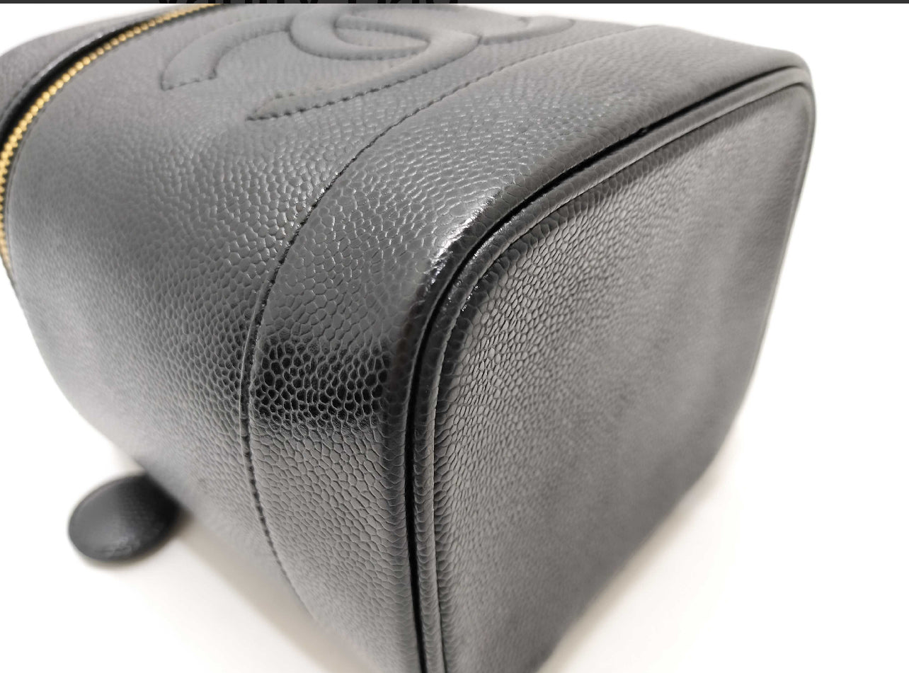 CHANEL Vanity Case Black Caviar Leather GHW – Full Set – Excellent Condition - VINTAGE