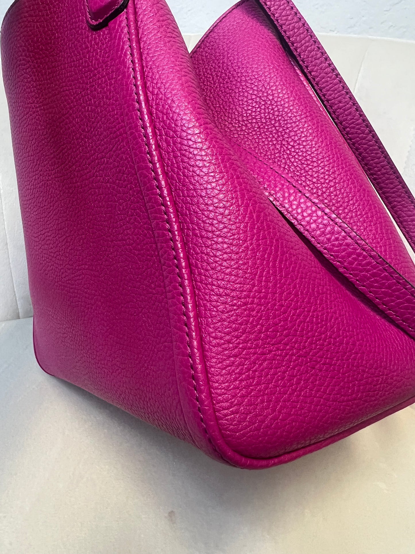 Gucci Soho Convertible Leather Small Shoulder Bag – Magenta (Preloved Authentic)